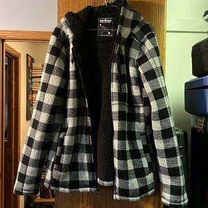 Urban pipeline young men’s jacket.